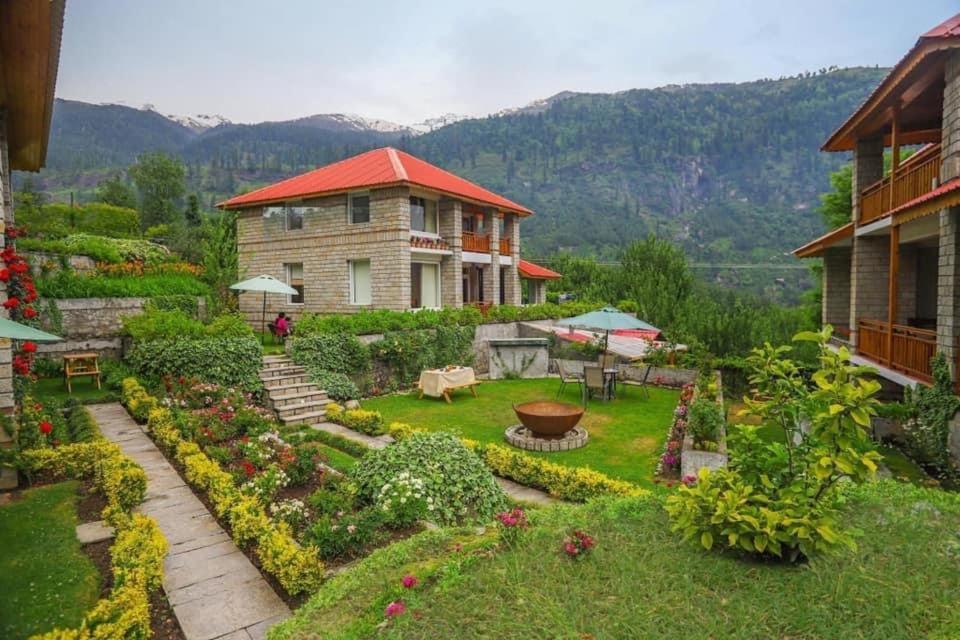The Amrit Manali 2&3 Bhk Villas Exterior photo