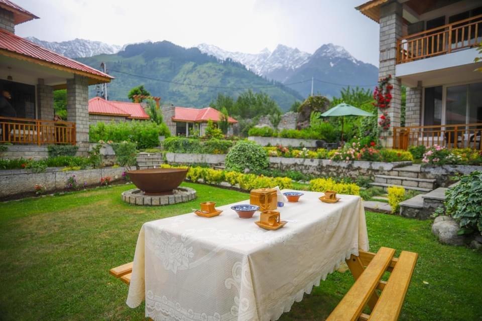 The Amrit Manali 2&3 Bhk Villas Exterior photo